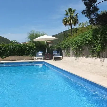 Hébergement de vacances Maria, Bonita Casa Con Jardin Y Piscina Privada En *