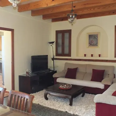 Holiday home Maria, Bonita Casa Con Jardin Y Piscina Privada En Andratx