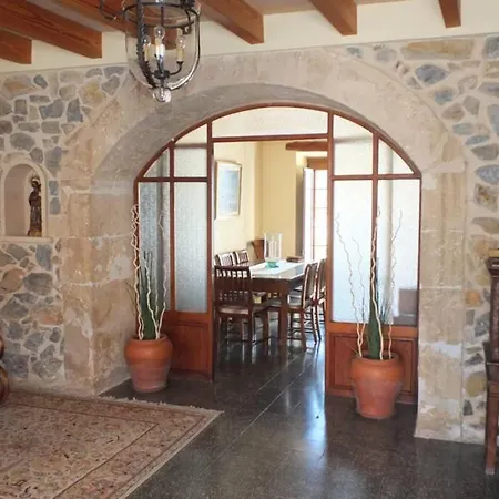 Maria, Bonita Casa Con Jardin Y Piscina Privada En Holiday home Andratx